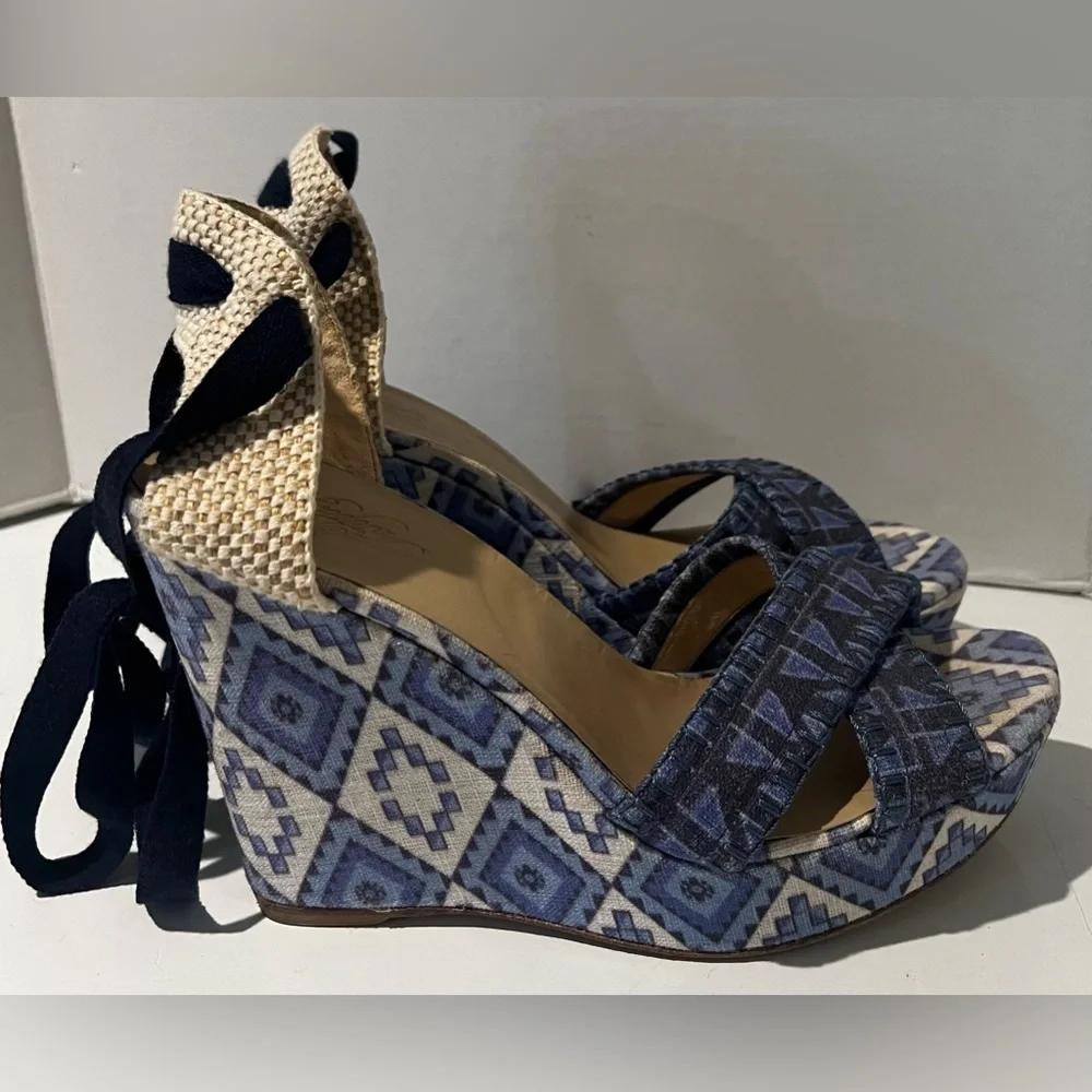 Theodora & Callum by Stuart Weitzman Biarritz Blue Aztec Espadrille Wedges Sz 10